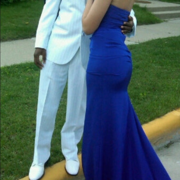 Nicole Miller felicity strapless gown