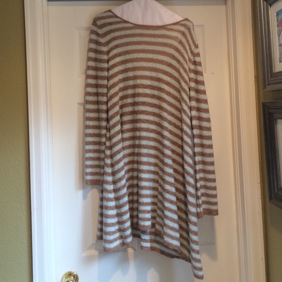 Brown and white stripped free people shift dress.