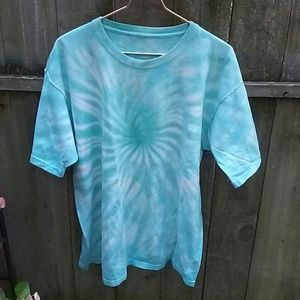 Cool, swirl tie dye tee shirt