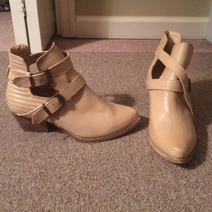 Never worn...too small