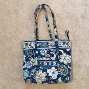 Vera Bradley tote