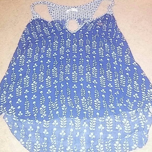 Hollister top
