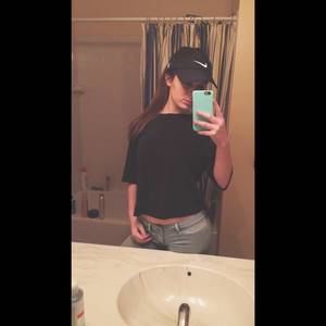 Meet your Posher, Dani