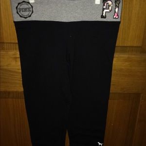 vs PINK ultimate yoga Capri