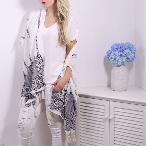 SoldOut11thStreet - Picture 3 of 4