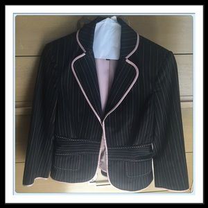 💋SATURDAY SALE💋 Beautiful pin-stripe jacket