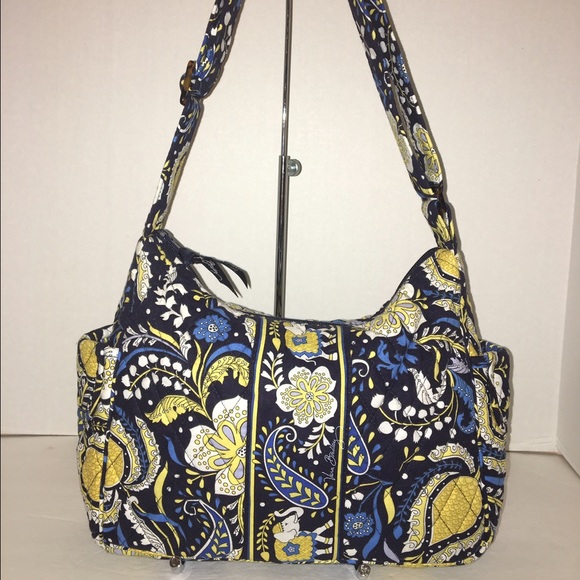 Vera Bradley "On the Go" in "Ellie Blue."