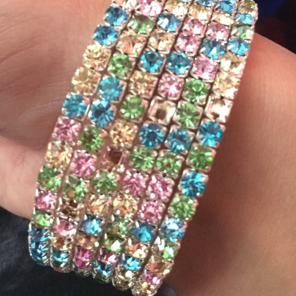 Colorful bracelet - Picture 4 of 4