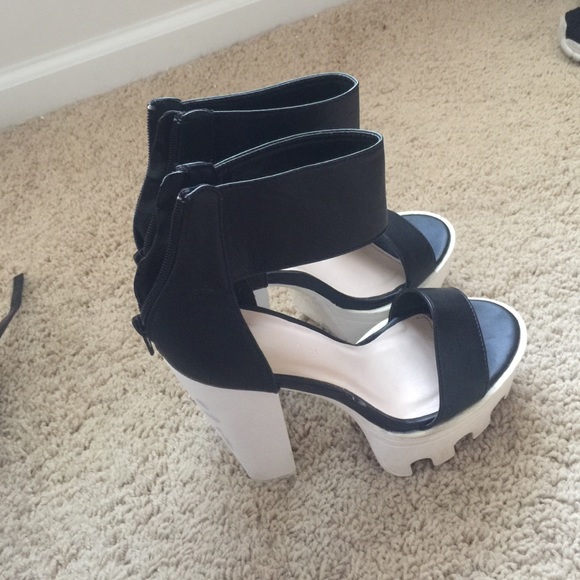 Black and white stacked pumps