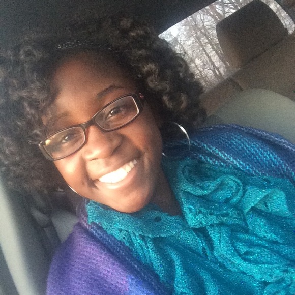 Meet your Posher, Amirah - Picture 1 of 1