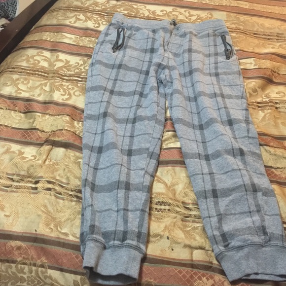 joggers for men