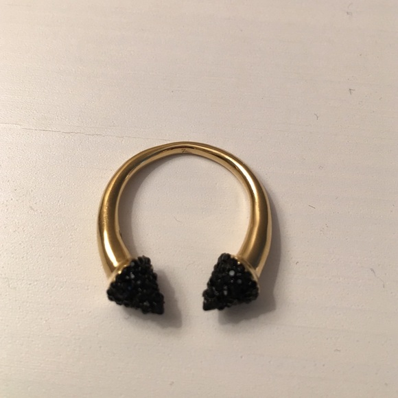 ❗️FREE GIFT WITH PURCHASE❗️ spike ring