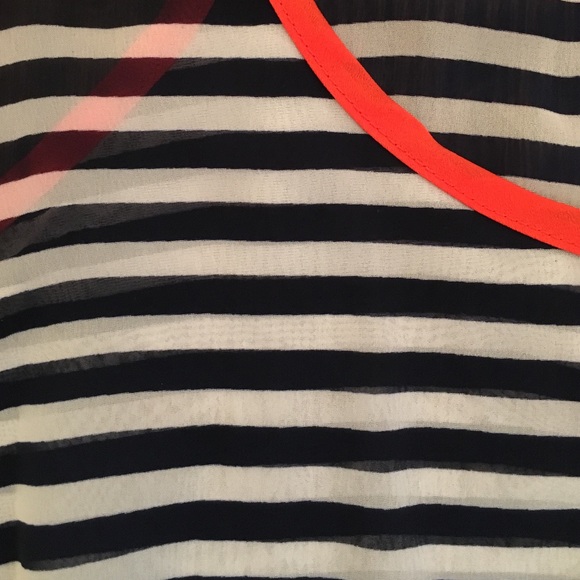 Blue and white striped tie tank - Picture 3 of 4