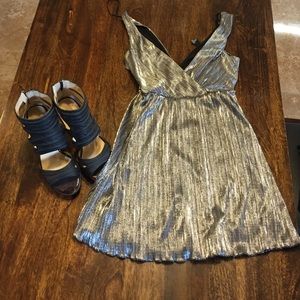 Dress metallic ✅