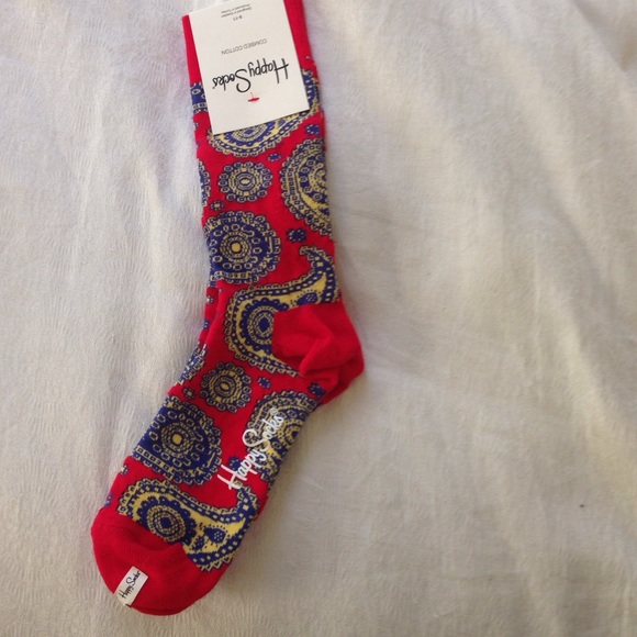 NWT red paisley Happy Socks size 9-11