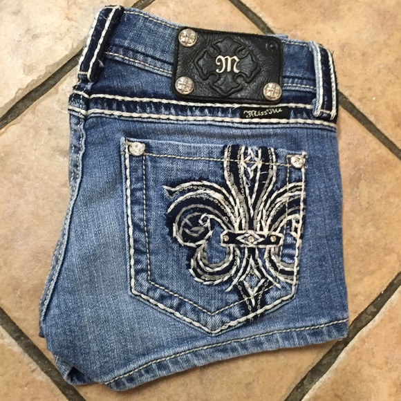 Miss me shorts ⭐️