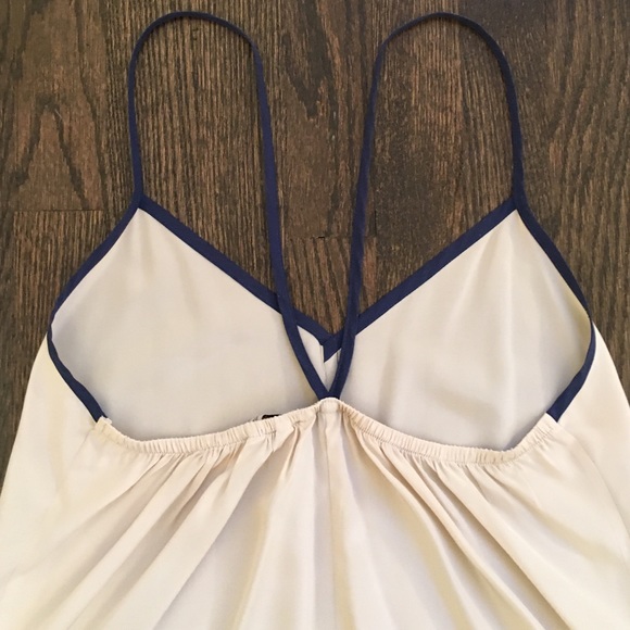 Cream tank top with navy straps/lining - Picture 4 of 4
