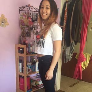 Meet your Posher, Sheila