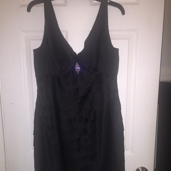 Jones New York Evening Dresses