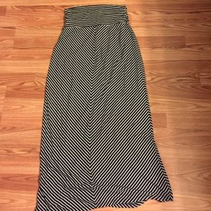 Navy old navy maternity maxi bundle of 2