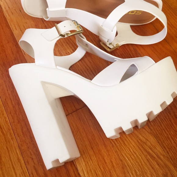 Platform Heel