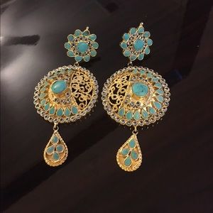Gorgeous Bollywood style Earrings!💙💙💙