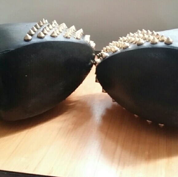 STEVE MADDEN VAMPIREE SPIKED BOOTIES - Picture 4 of 4