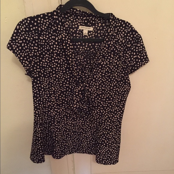 Banana Republic size 12 blouse w/ tie at neck
