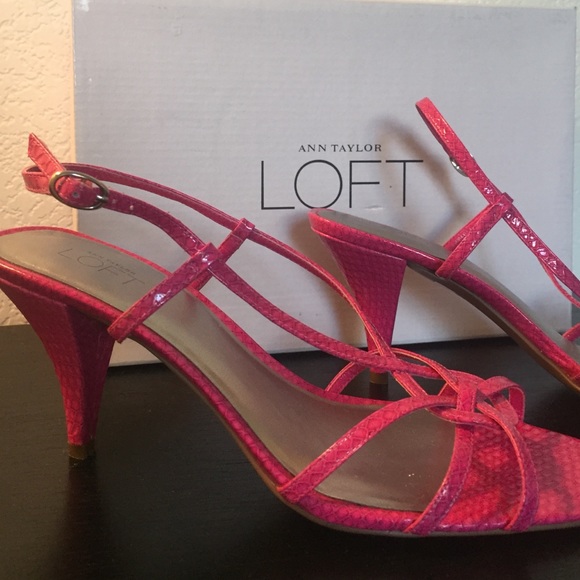 LOFT Size 7 Chelsea sandals hot pink - Picture 7 of 9