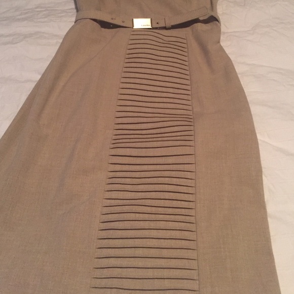 Calvin Klein khaki colored dress - Picture 3 of 4