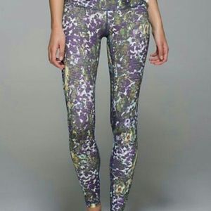 FREE BAG w/ purchase!! Lulu🍋Wunder Under Pants