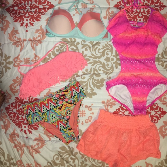 Summer16 👙 - Picture 2 of 2