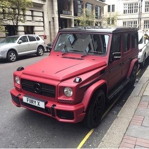 Meet your Posher, Avery