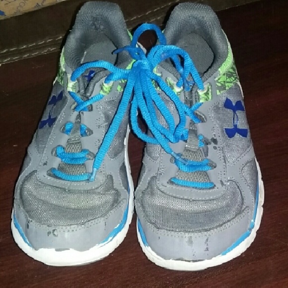 Boys sneakers