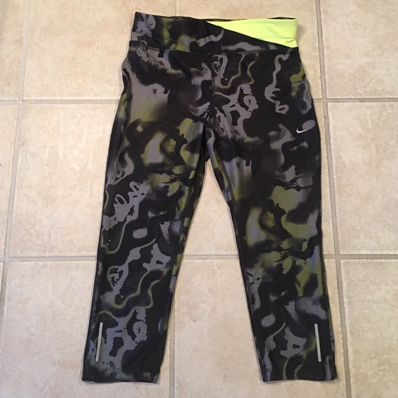 NWOT Nike dri-fit running pants
