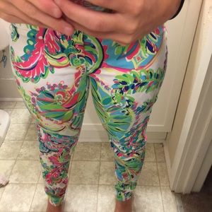 Lilly Pulitzer pants! 💗