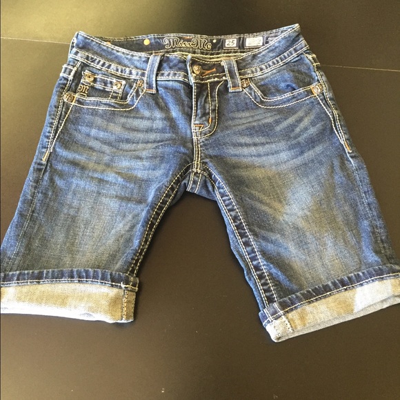 Miss Me Bermuda shorts