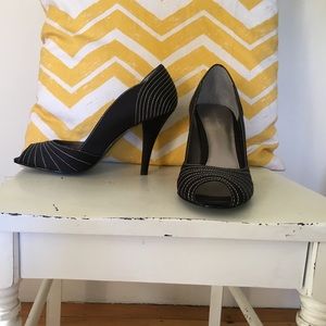 Barely worn Calvin Klein Art Deco pumps size 7.5