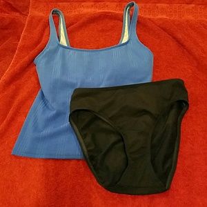 Nautica 2 pc swimsuit, size 8, never worn