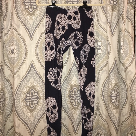 Amazing sugar skull leggings