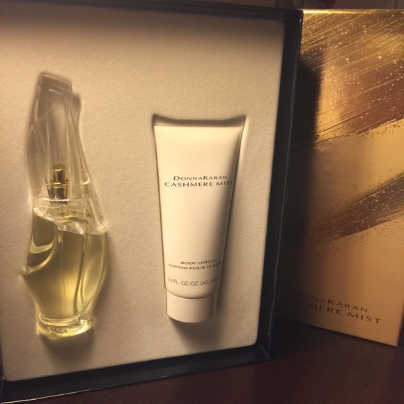 Donna Karan cashmere mist Eau de perfume spray