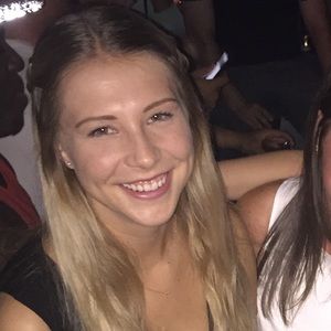 Meet your Posher, Alyson