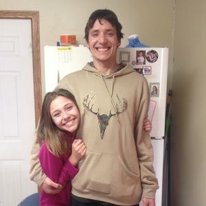 Meet your Posher, Elly