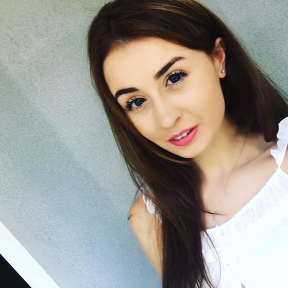 Meet your Posher, Juliya