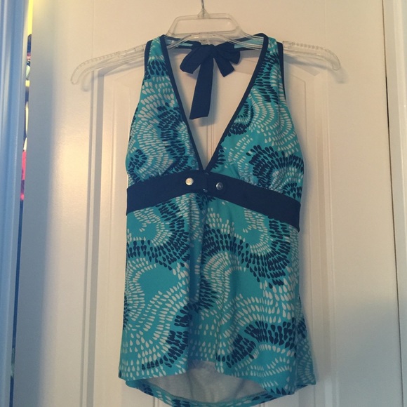 Swim tank