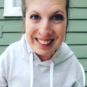 Meet your Posher, Cecily