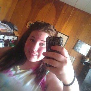 Meet your Posher, Adrianna