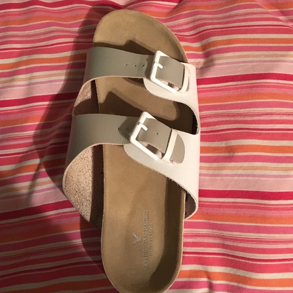 American Eagle Sandals