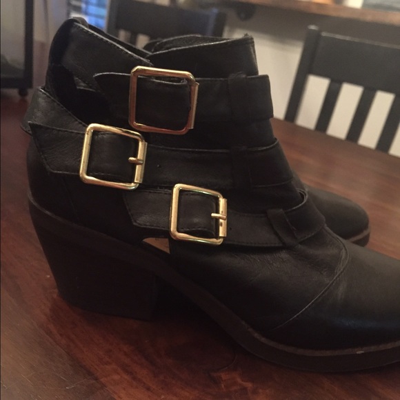 Steve Madden booties