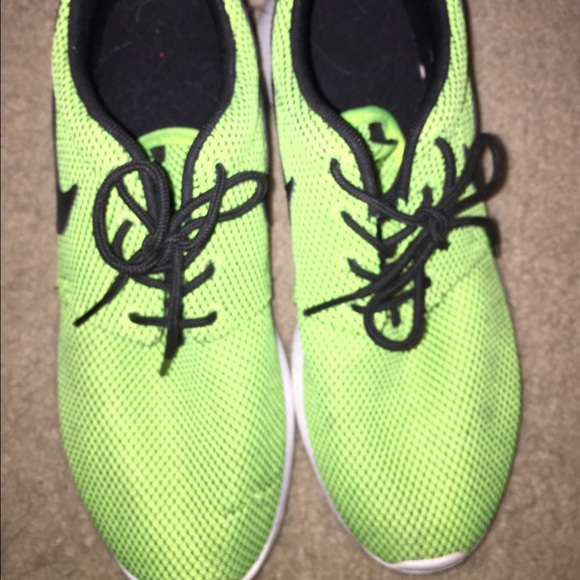 Nike Roshe Runs